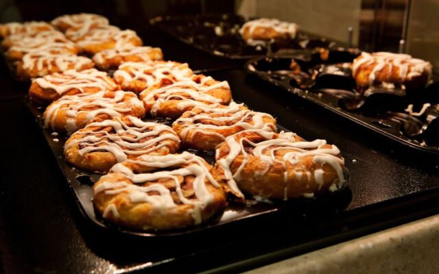 Links Bos Landen Hotel & Spa of Pella, Trademark by Wyndham