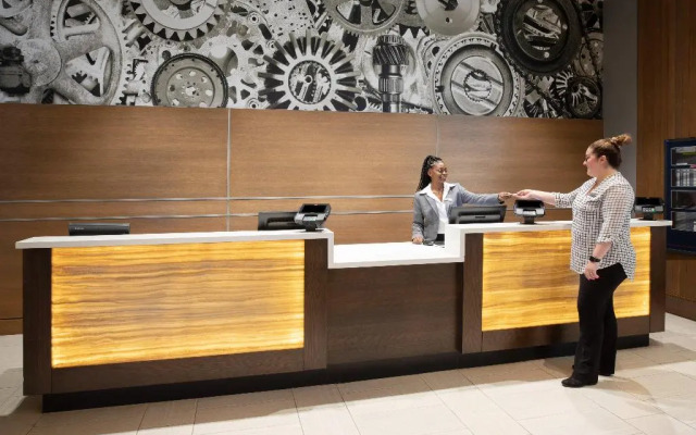 Crowne Plaza Kansas City Downtown by IHG