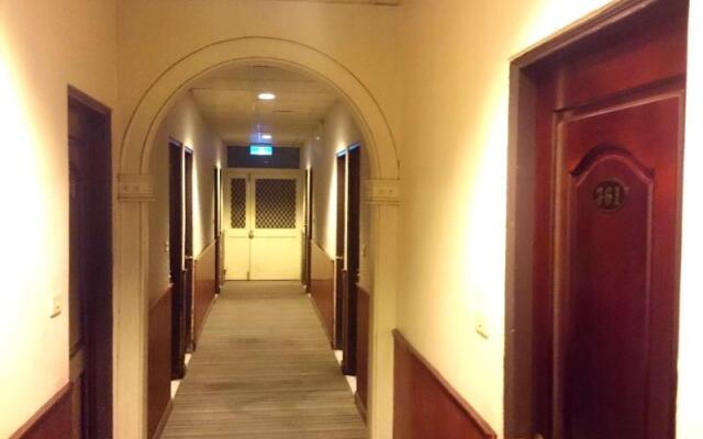 Jin Lon Hotel