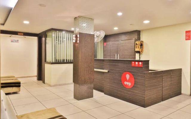 Hotel Santro By OYO Rooms