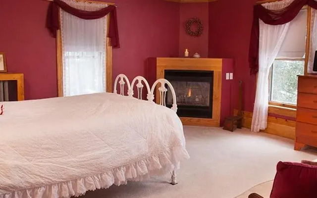 The Sawyer House Bed & Breakfast