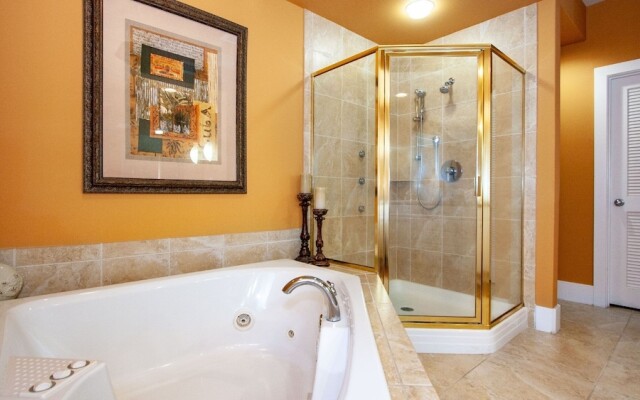 Crc0608 2 Bedroom Condo