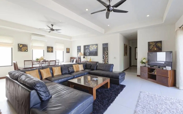 Luxury Villa Onyx Nai Harn Beach