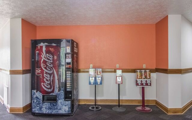 Red Roof Inn Greencastle South – Cloverdale