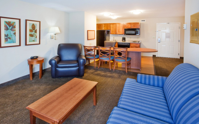 Candlewood Suites Macon by IHG