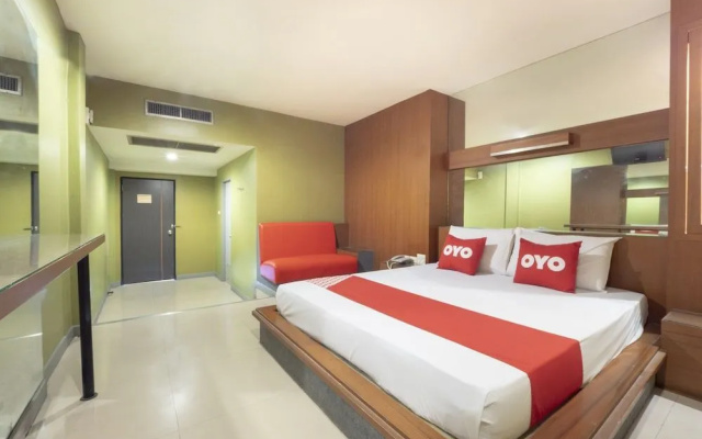 OYO 75382 Chonburi Hotel