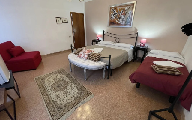 Cool Venice Apartment