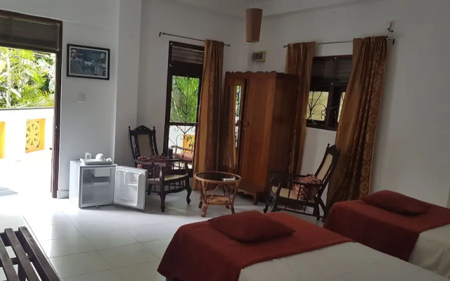 Sunil Garden Unawatuna