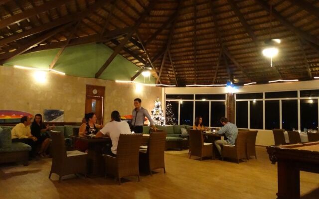 Las Canas Beach Retreat