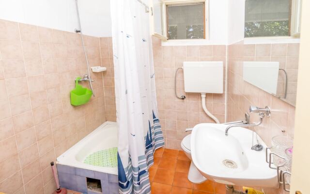 Apartments Garden by the sea