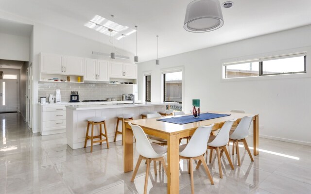 Diamond Bay Beach House