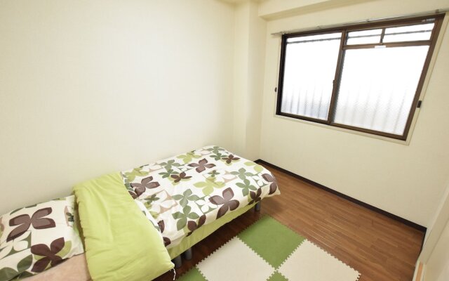 Moriguchi Apartment