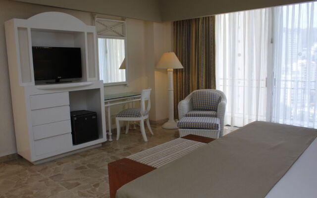 Two Bedroom Apartment by Grand Hotel Acapulco