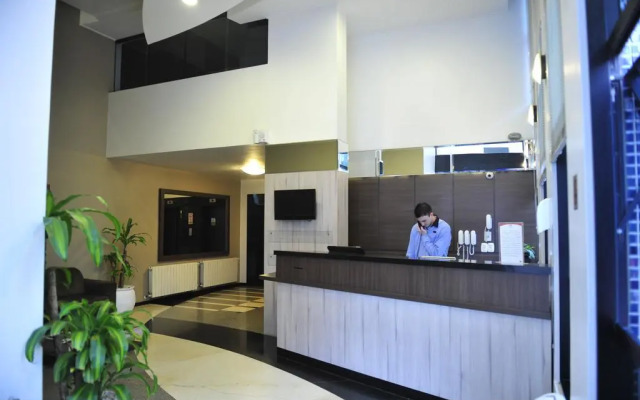 Tri Hotel & Flat Caxias