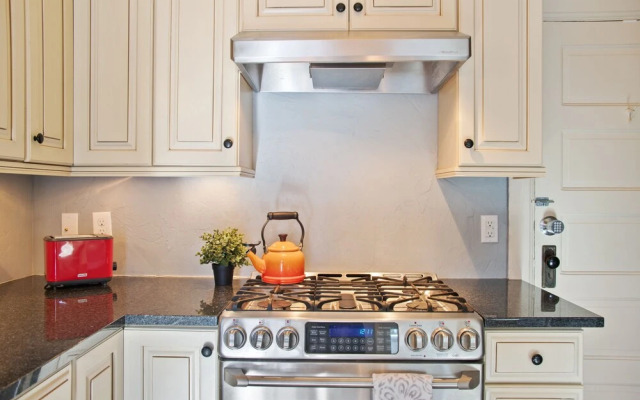 Charming Victorian By Sloan's Lake - Free Parking!