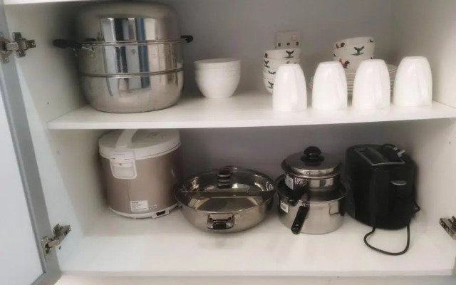 Puchong, Old Klang Road,8pax, Midvalley Pavilion 2