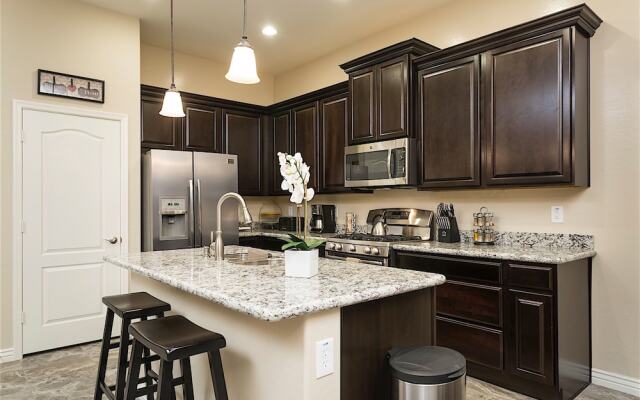 Pleasant Surprise 4 Br By Casago