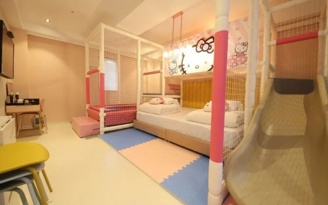 Almond Kids Hotel