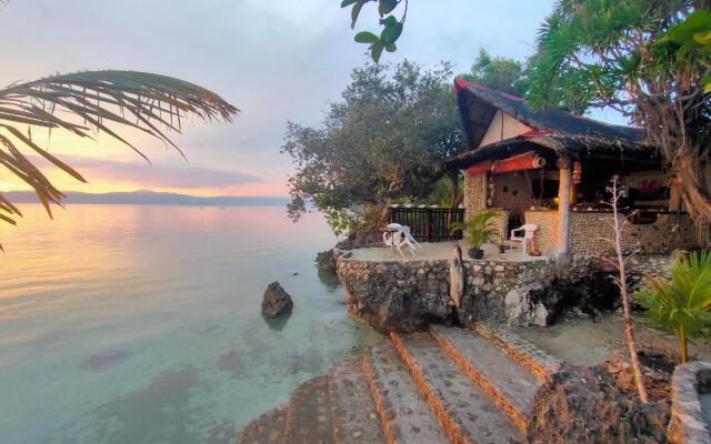 Moalboal T Breeze Coastal Resort