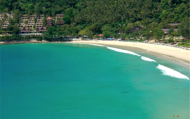 New Wonderful Villa in Nai Harn Center