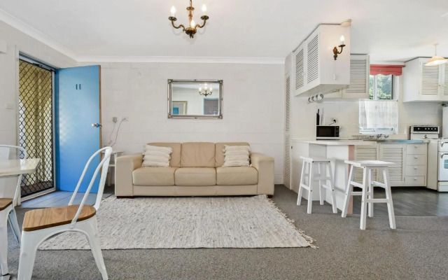 Blueys Beach Villa Manyana 11