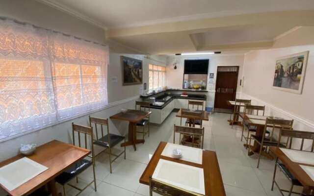 Hotel Colonial