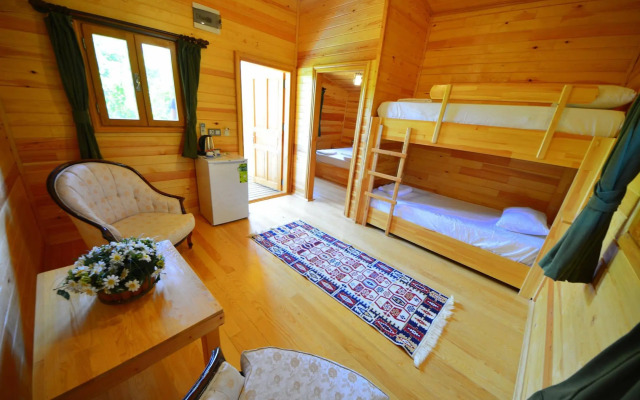 Lemon Garden Lodge