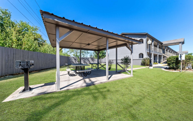 Best Western Markita Inn