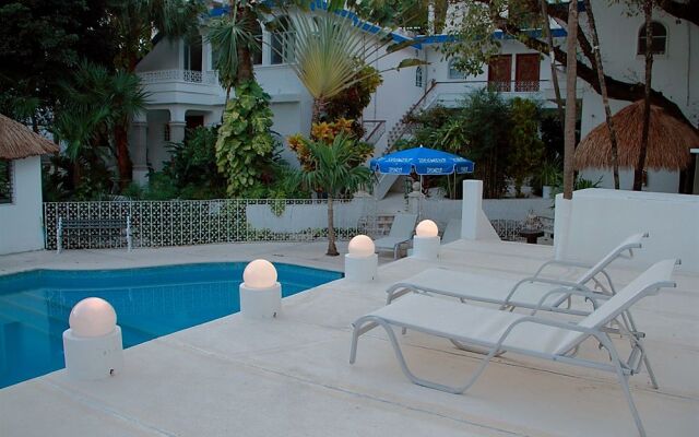 Tropical Casablanca Party Zone