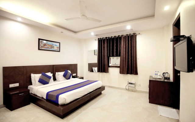 Hotel Paradise Inn