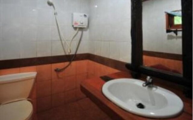 Phuttachot Resort Phi Phi