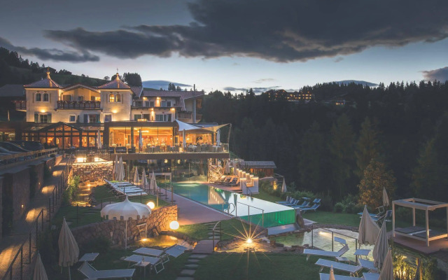 Mountain Spa Resort Albion