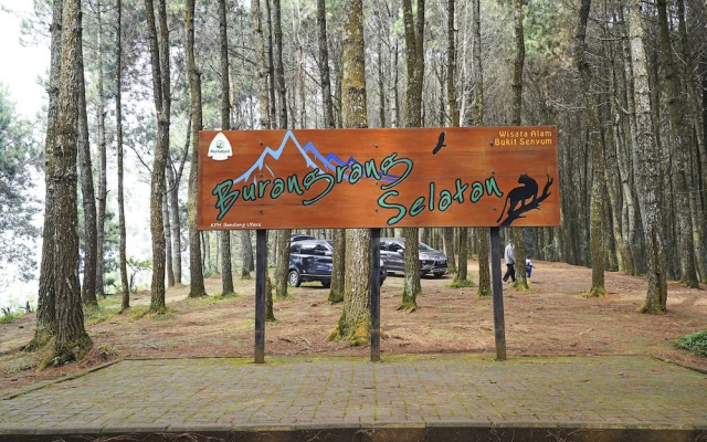 OYO Homes 90914 Eco Tourism Desa Cipada Bukit Senyum Homestay Syariah