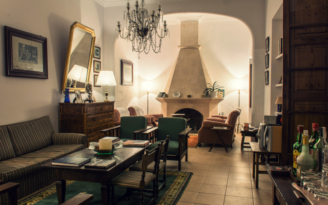 Hotel Can Moragues