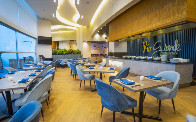 Wyndham Guayaquil Puerto Santa Ana