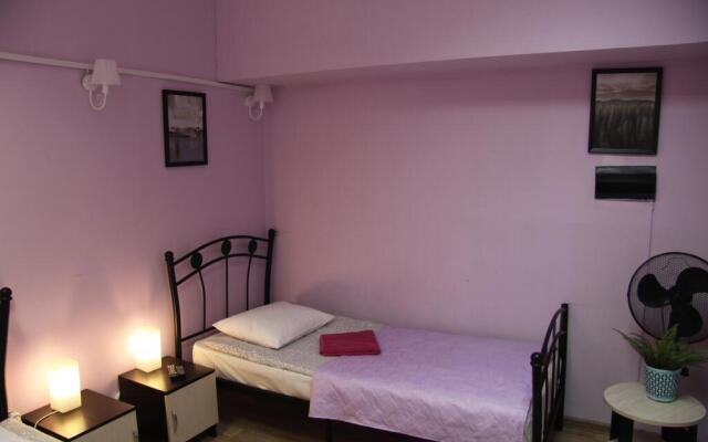 «Трэвел Инн Достоевская» — хостел