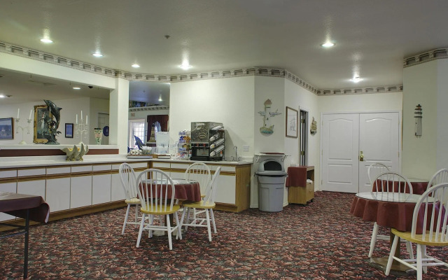 Lighthouse Inn