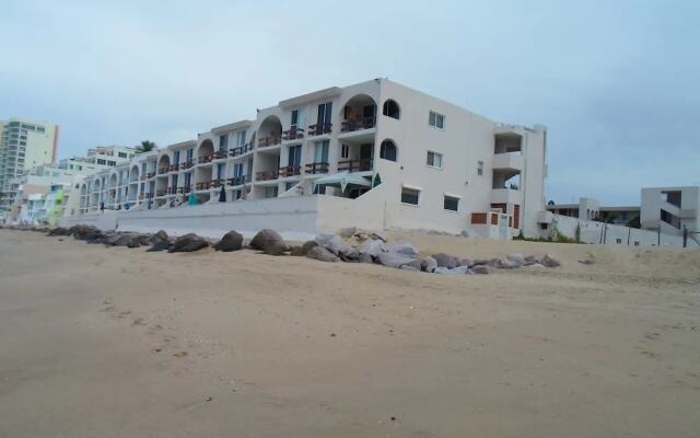 Condo Playa E