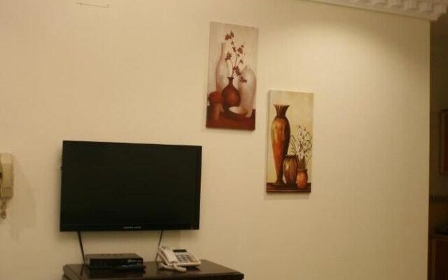 Thee Mar Hotel Apartments