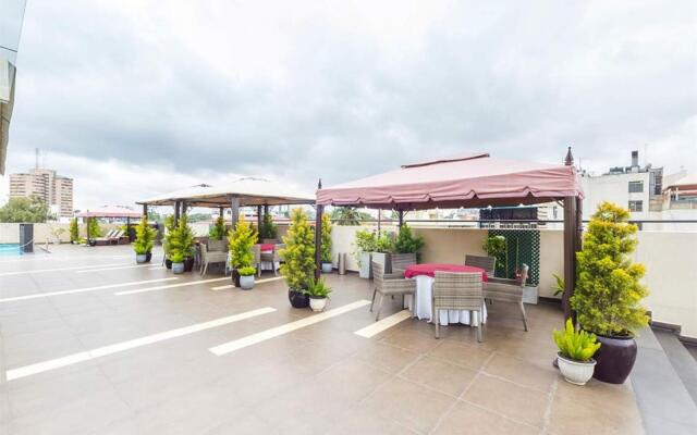 The Grand Magrath Hotel