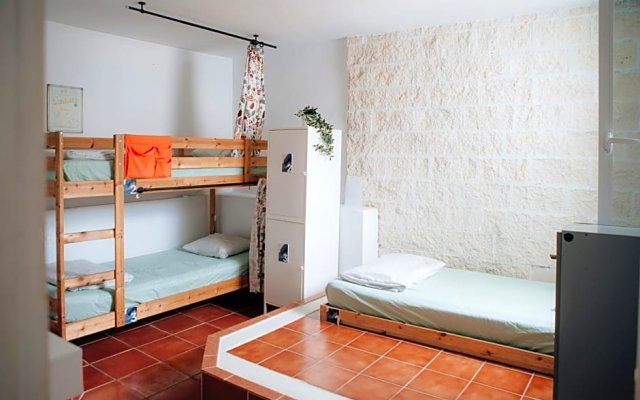 Endless Summer Hostel - Adults Only