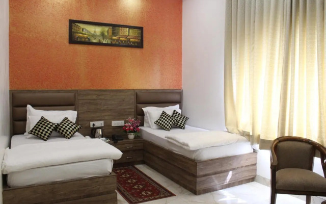 Regal Hotel & Restaurant