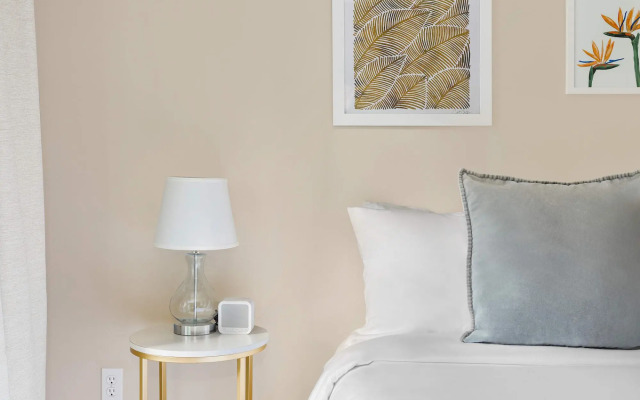 Bellevue Spacious 2BD 2BA Apartment