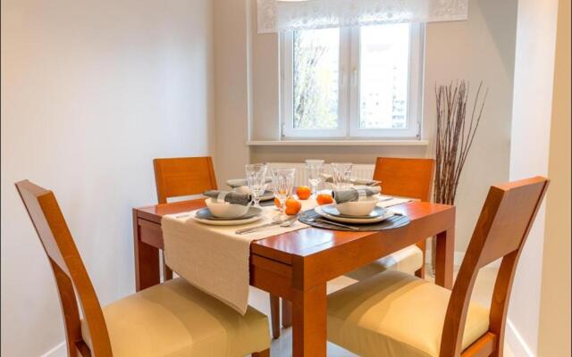 Chmielna Warsaw Cental Station P&O Serviced Apartments