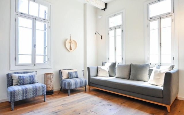 Bohemian Valse by HolyGuest