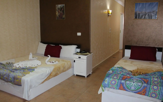 Osiris Hotel