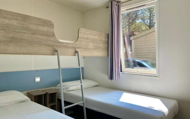 Club Del Sole Spina Family Collection