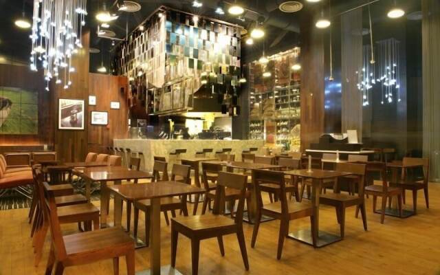 Zobon Art Hotel