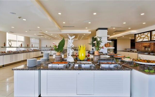 Clover Magic Seagate Belek Hotel