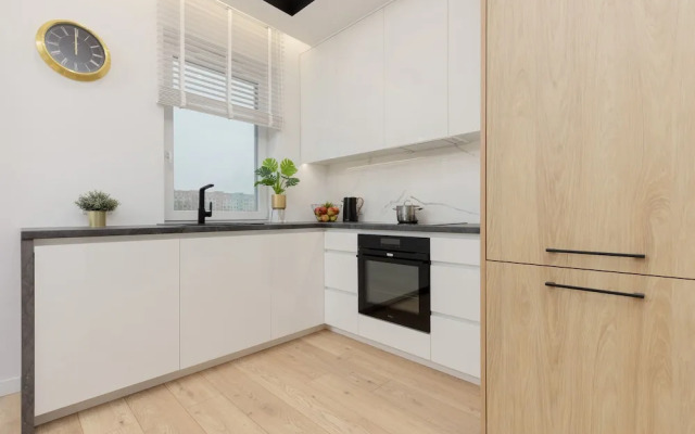 Loft Apartment With Parking by Renters